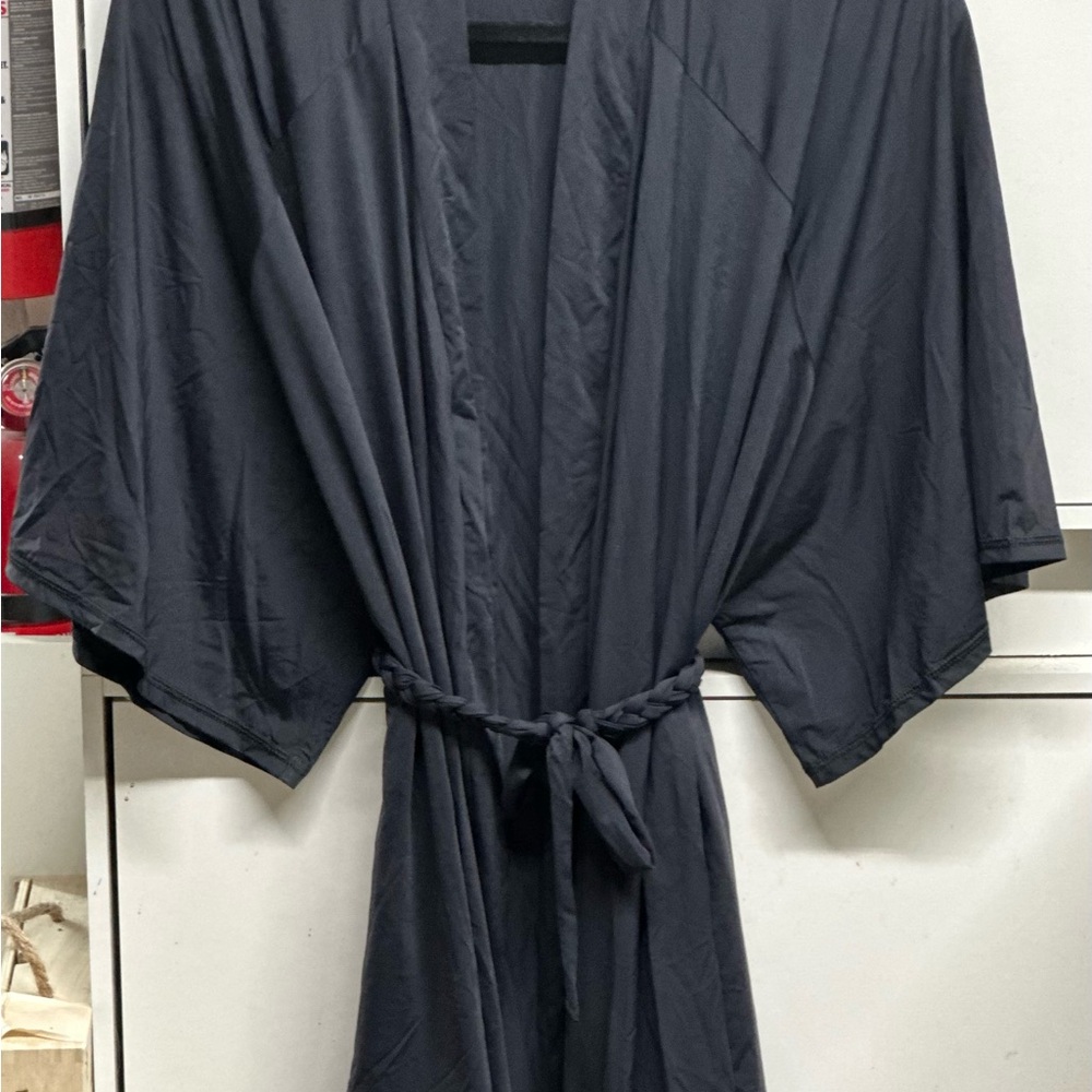 Mika Yoga Wear Black Robe